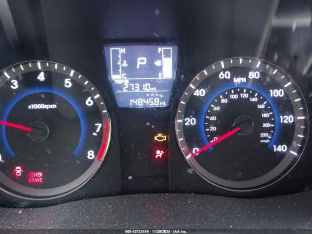 Hyundai ACCENT Se Image 8