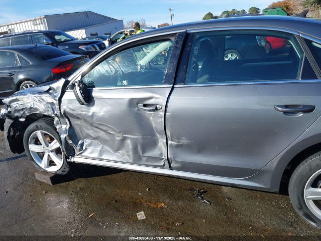 Volkswagen Passat 1.8t Limited Edition Image 10