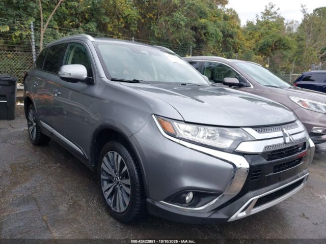 Mitsubishi Outlander Image 1