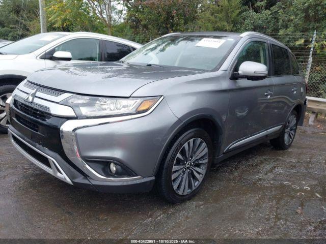 Mitsubishi Outlander Image 2