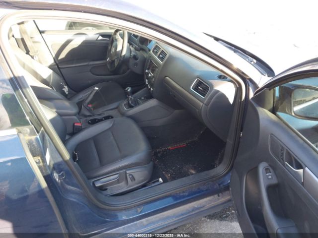 Volkswagen Jetta 2.0l Tdi Image 12