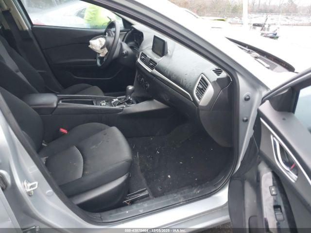 Mazda Mazda3 Sport Image 9