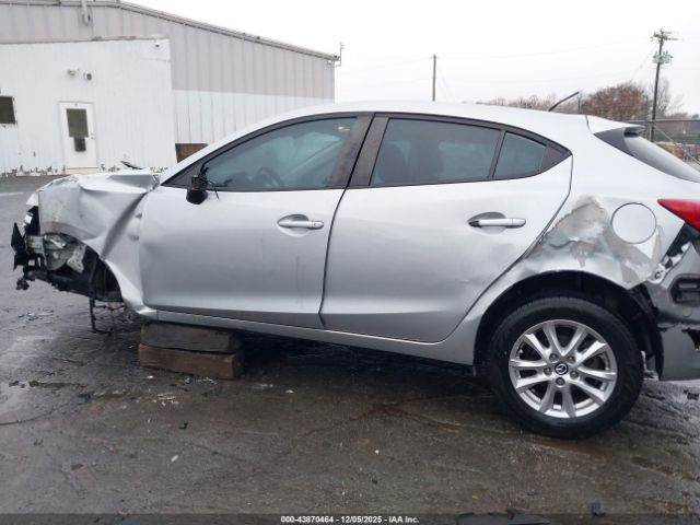 Mazda Mazda3 Sport Image 16