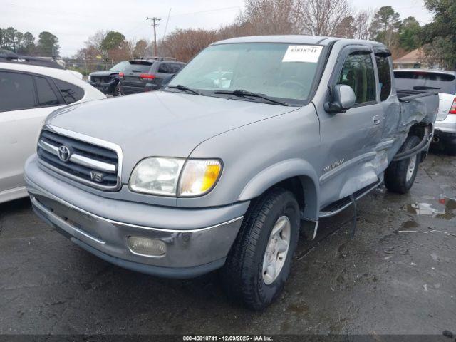 Toyota Tundra Ltd V8 Image 4