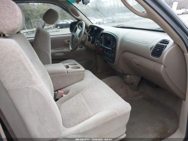 Toyota Tundra Ltd V8 Image 5