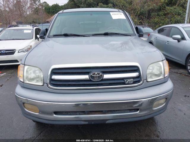 Toyota Tundra Ltd V8 Image 9