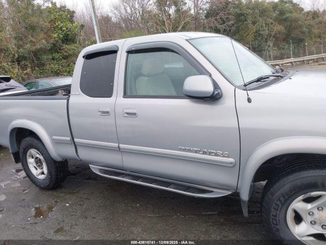 Toyota Tundra Ltd V8 Image 10