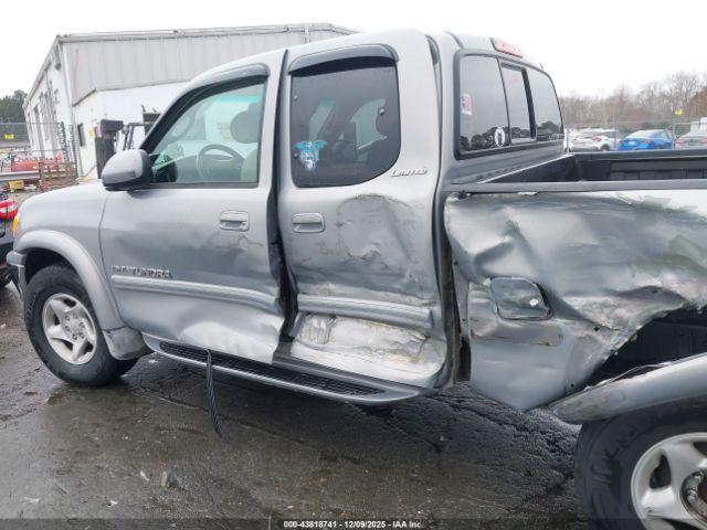 Toyota Tundra Ltd V8 Image 12