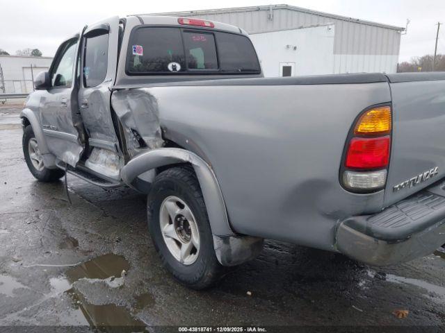 Toyota Tundra Ltd V8 Image 17