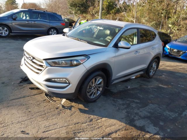 Hyundai TUCSON Se Plus Image 6