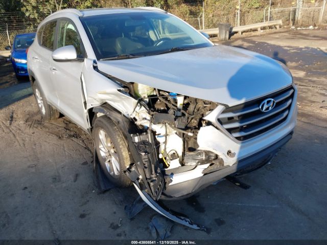 Hyundai TUCSON Se Plus Image 4