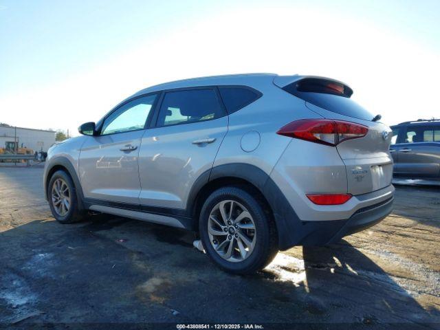 Hyundai TUCSON Se Plus Image 14