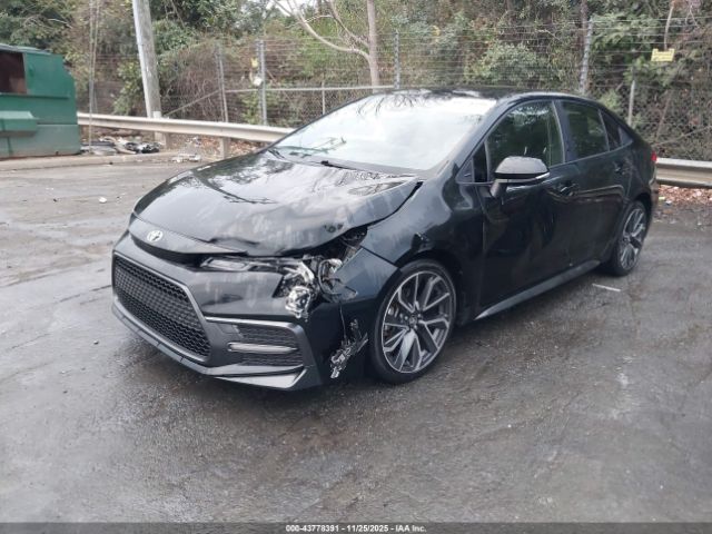 Toyota Corolla Se Image 8