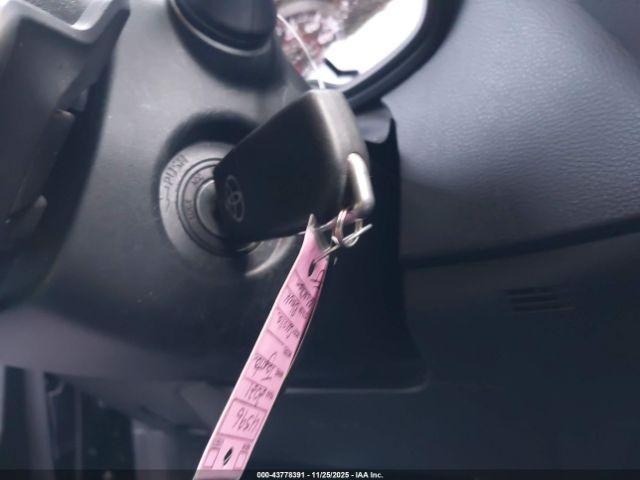 Toyota Corolla Se Image 3