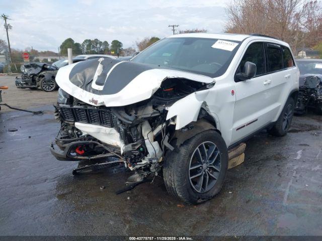 Jeep Grand Cherokee Trailhawk 4x4 Image 3