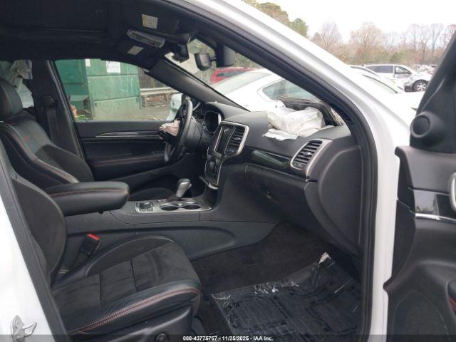 Jeep Grand Cherokee Trailhawk 4x4 Image 4