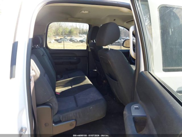 Chevrolet Silverado 1500 Lt Image 2