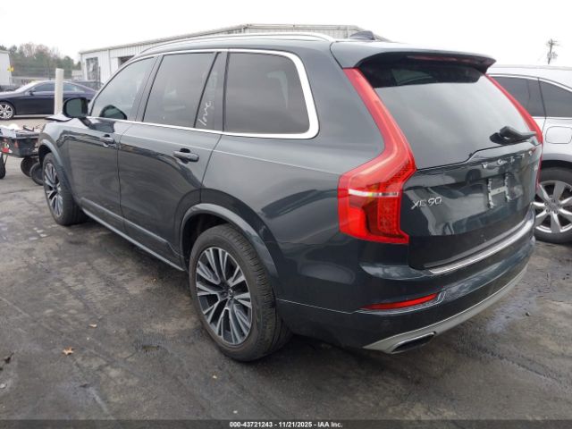 Volvo XC90 T6 Momentum 6 Passenger Image 8