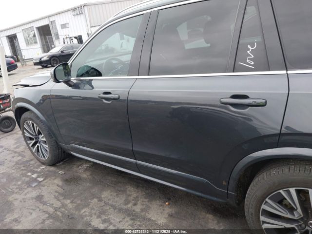 Volvo XC90 T6 Momentum 6 Passenger Image 14