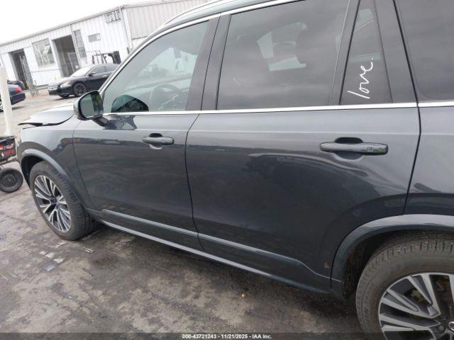 Volvo XC90 T6 Momentum 6 Passenger Image 14