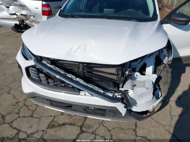 Ford Escape Active Image 6