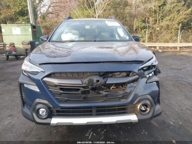 Subaru Outback Limited Image 6