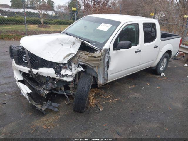 Nissan Frontier Sv Image 9