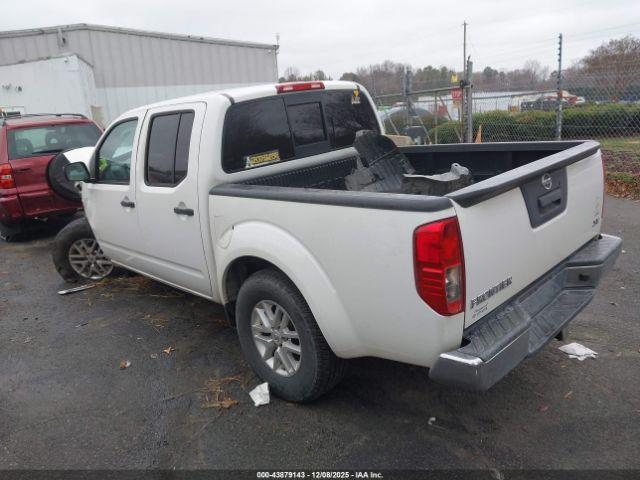 Nissan Frontier Sv Image 15