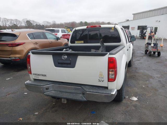 Nissan Frontier Sv Image 3