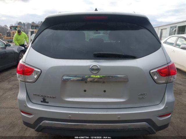 Nissan Pathfinder Sv Image 12