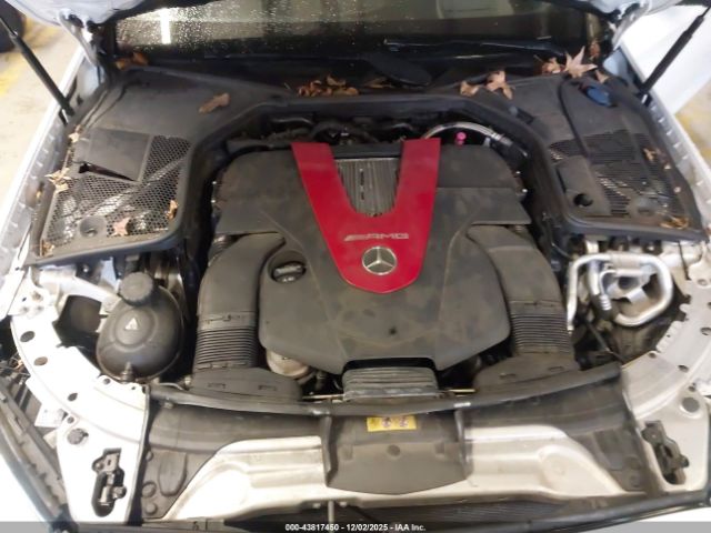 Mercedes-Benz C-Class 4matic Image 9