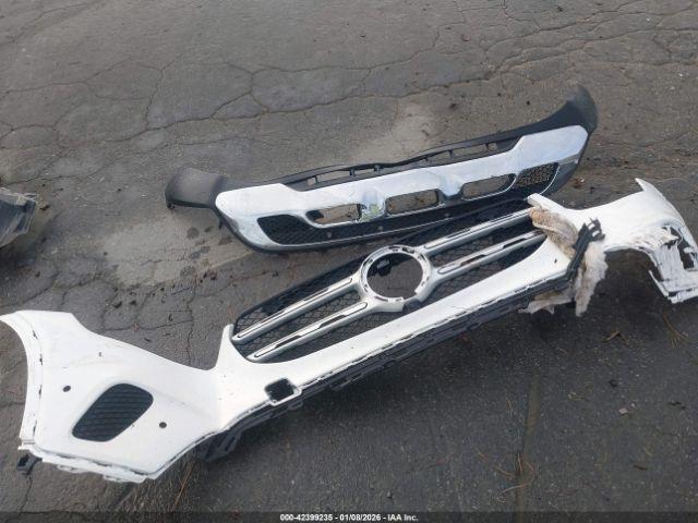 Mercedes-Benz GLC Suv Image 10