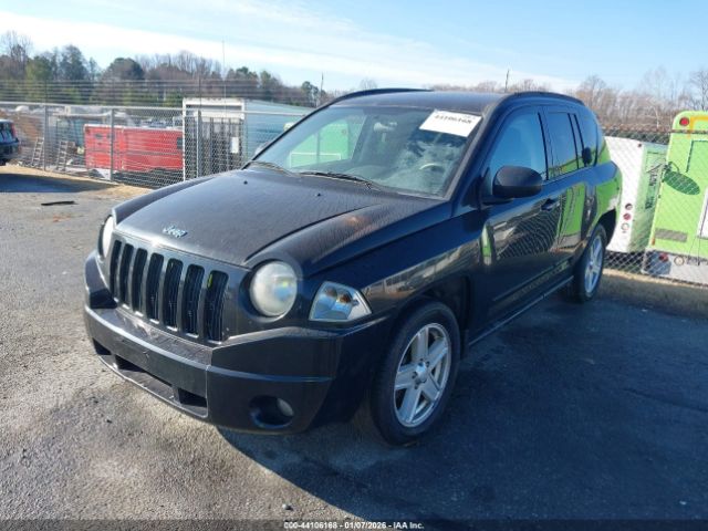 Jeep Compass Sport Image 2