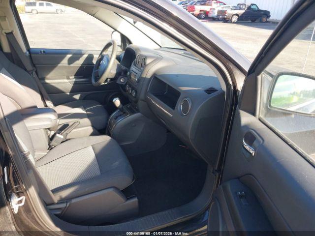 Jeep Compass Sport Image 10