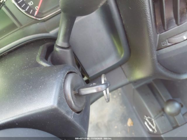 Chevrolet Silverado 1500 Wt Image 17