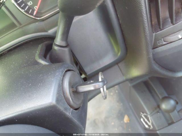 Chevrolet Silverado 1500 Wt Image 17