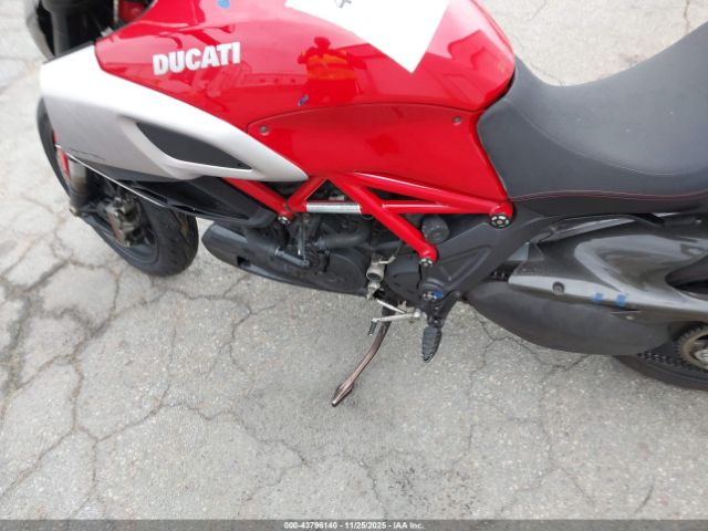 Ducati Diavel Image 13