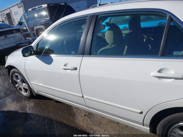 Honda Accord 2.4 Ex Image 5