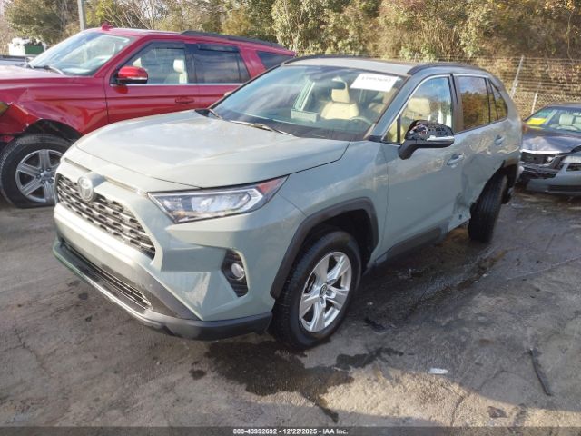 Toyota RAV4 Xle Image 7