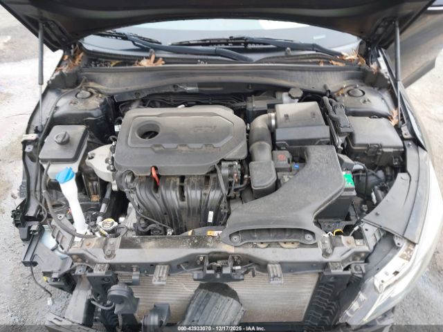 Kia Optima Lx Image 8