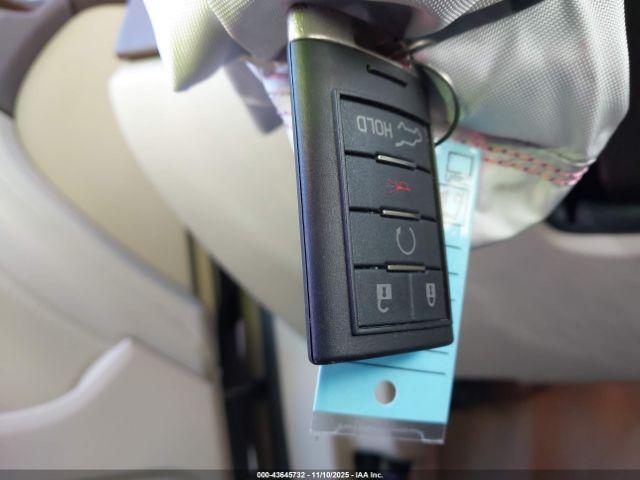 Cadillac SRX Premium Collection Image 13