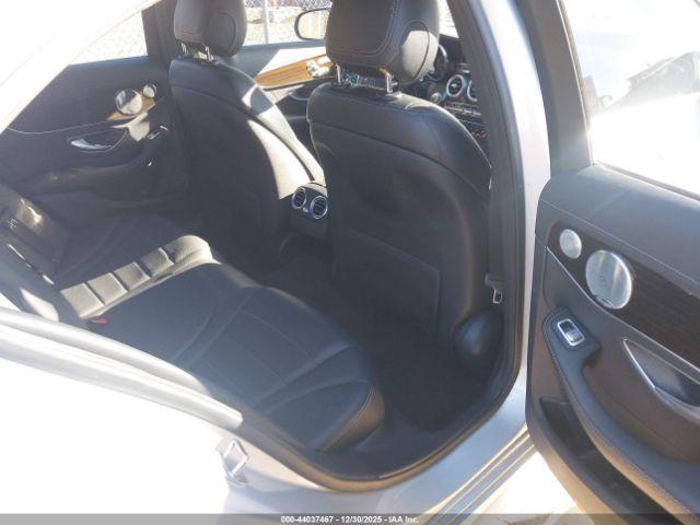 Mercedes-Benz C-Class Sport 4matic Image 4